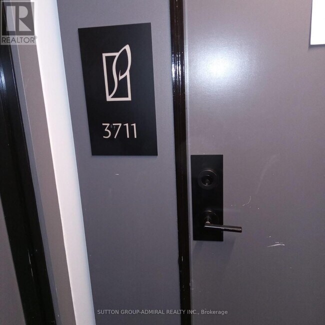 Building Photo - 4130 Parkside Village Dr