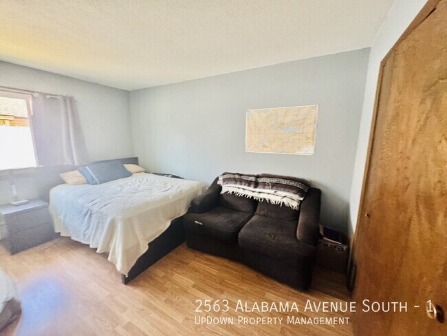 Foto del edificio - 2563 Alabama Ave S