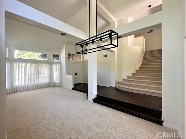 Foto del edificio - 25 Pheasant Ln