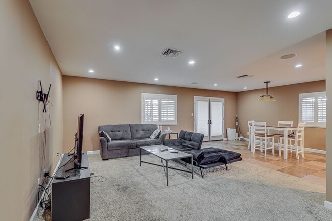 Foto del edificio - Taft GEM!