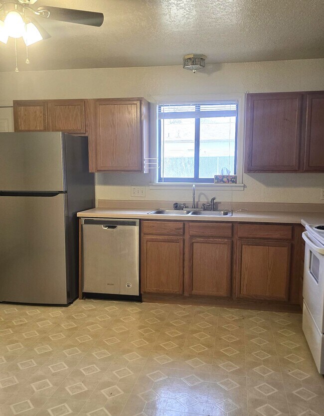 Foto del edificio - 3018 Bookcliff Ave