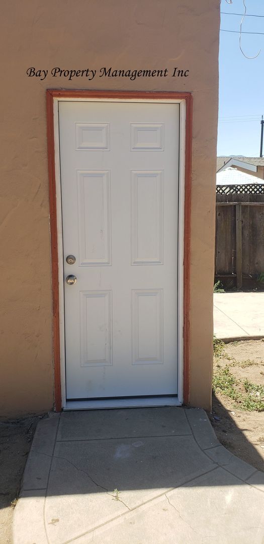 Foto del edificio - Remodeled 2 bedroom, 1 bathroom house- clo...