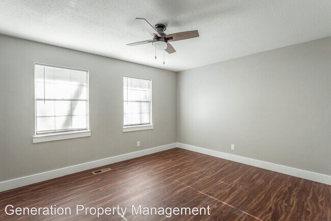 Building Photo - 4 br, 2 bath House - 5904 Pinelawn Drive