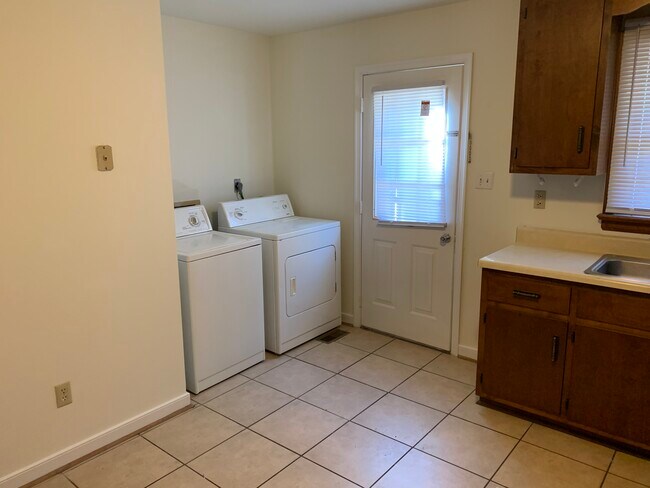 Washer and Dryer - 116 Orchard Ln