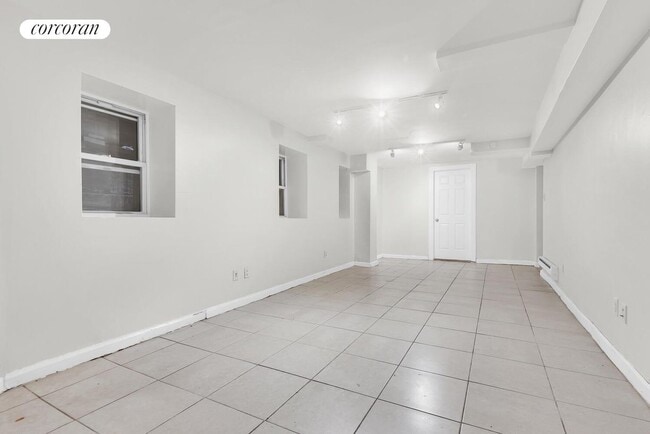 Foto del edificio - 524 W 123rd St