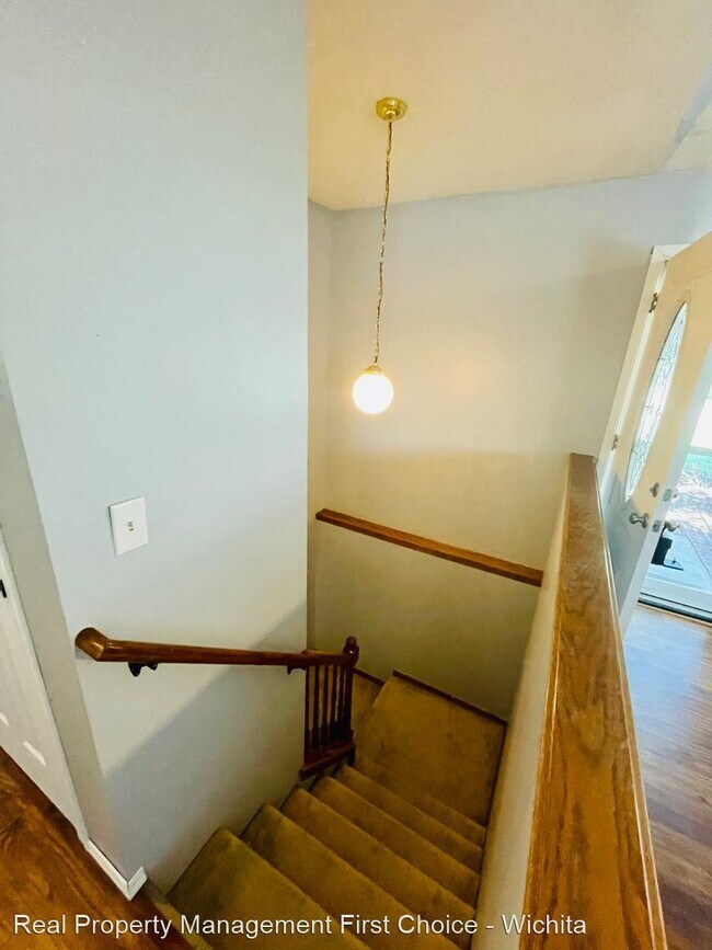 Building Photo - 3 br, 3 bath House - 4902 Mount Carmel St.
