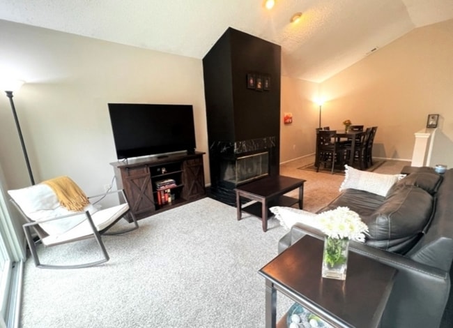 Foto del edificio - 1007 Magnolia Ln
