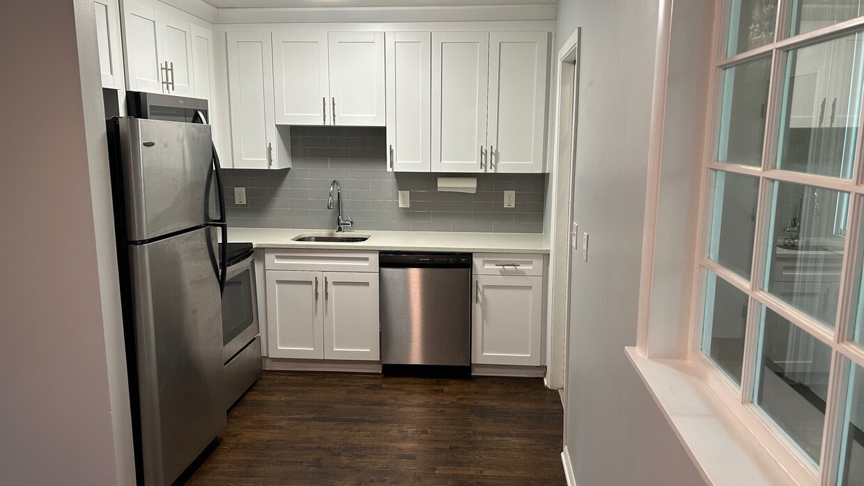 2941 Caldwell Rd NE Unit C1, Brookhaven, GA 30319 Condo for Rent in