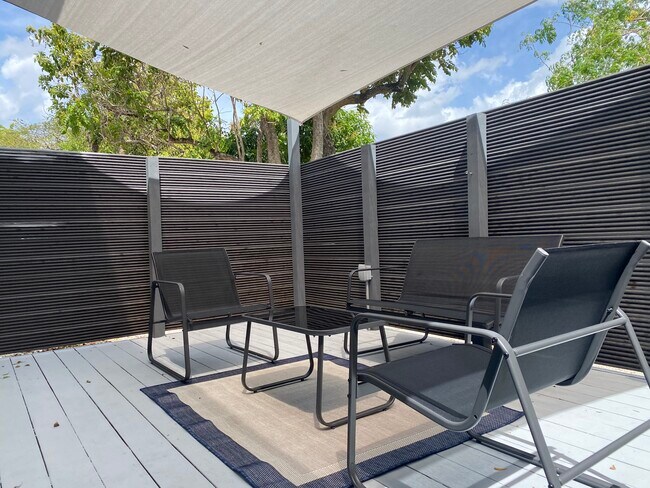 Patio - 1220 NE 5th Ter