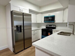 Building Photo - 3690 N 56th Ave