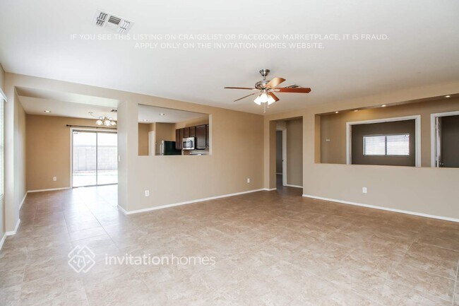 Building Photo - 3021 W Running Deer Trl