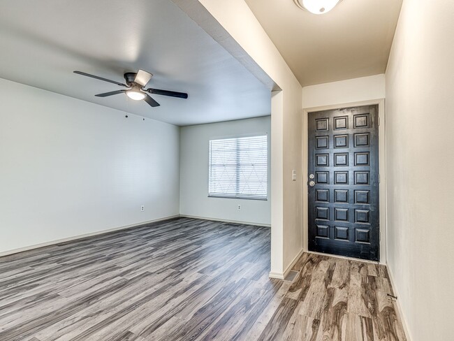 Foto del edificio - Newly Remodeled Home in OKC + 3 bedrooms