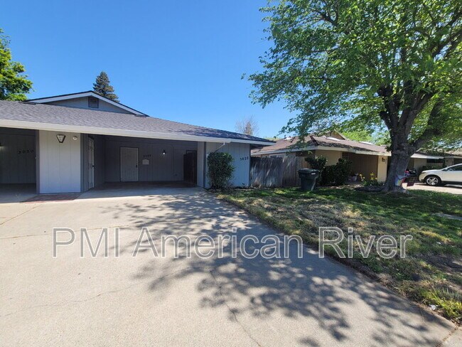 Building Photo - 3028 Olive Glen Ct