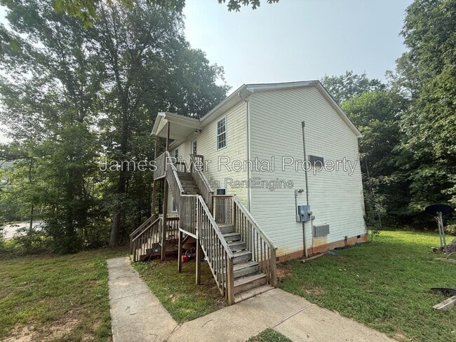 Building Photo - 14109 Red House Rd