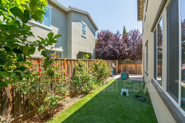 Foto del edificio - 5539 Southcrest Way