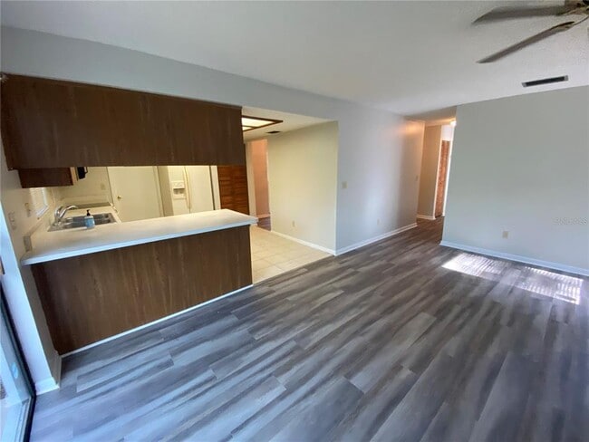 Building Photo - 5615 N McKay Ave