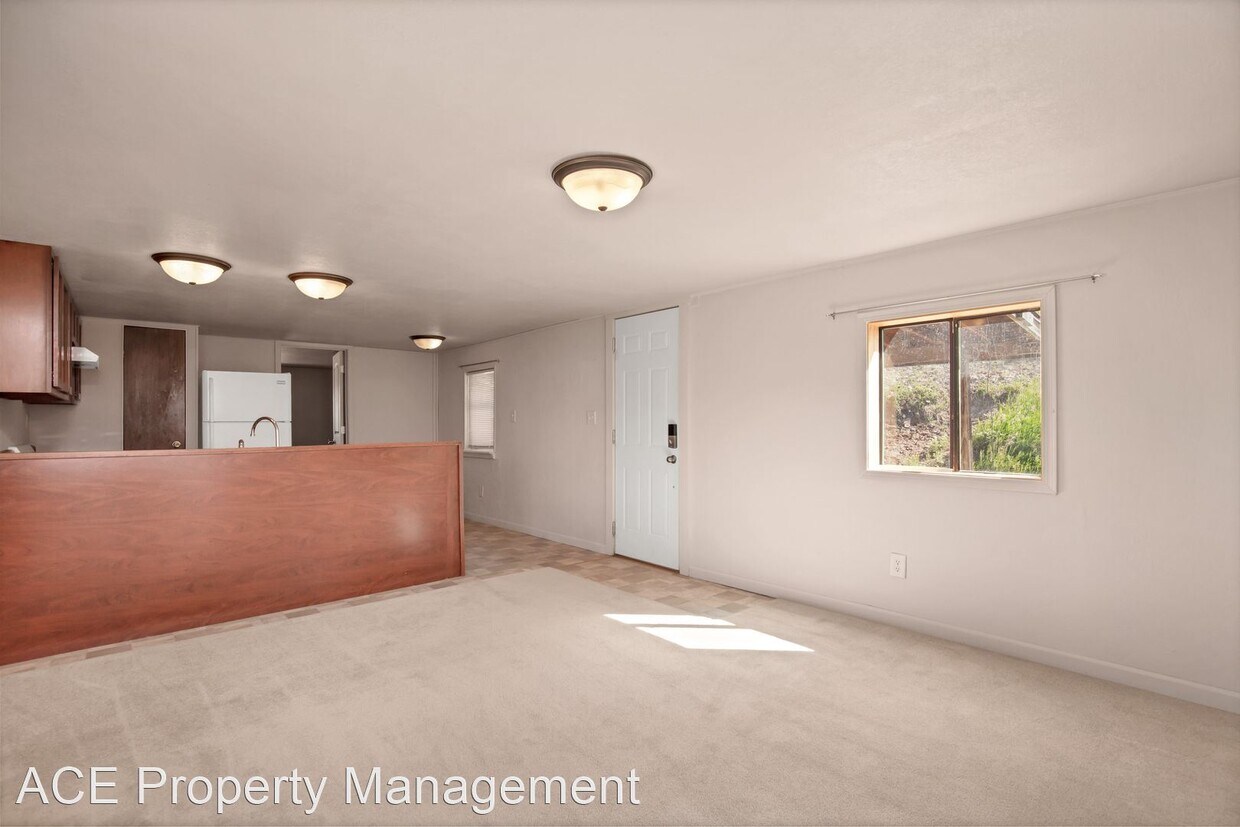 Foto principal - 8132 S Blucksberg Dr