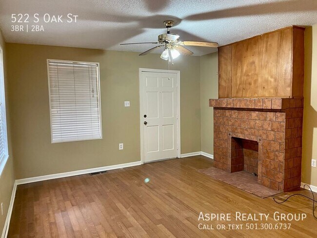 Foto del edificio - Spanish Style Bungalow in Stifft Station