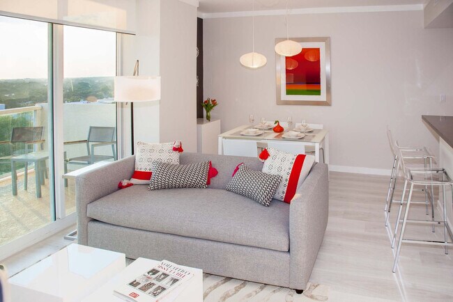 Foto del edificio - 2889 McFarlane Rd