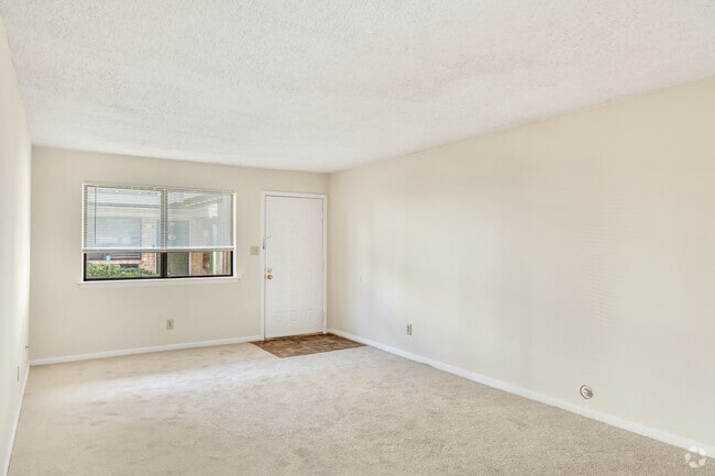 2BR, 1BA - 900SF - Living Room - Beechwood Apartments