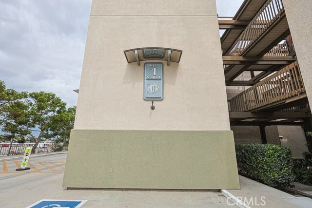 Building Photo - 9322 Marina Pacifica Dr N
