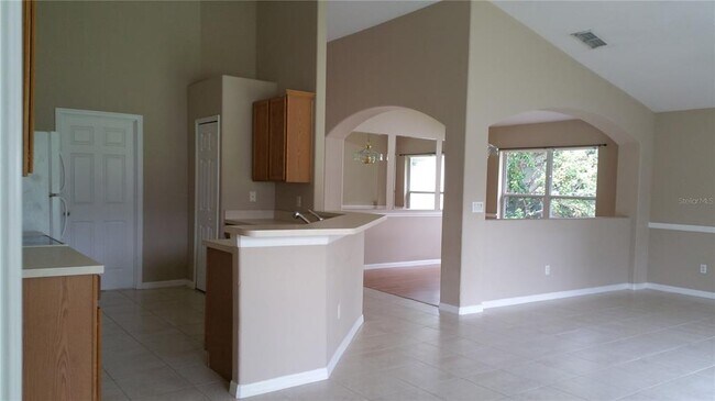 Foto del edificio - 4151 Forest Island Dr