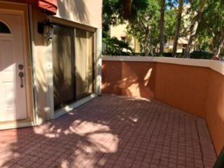 Foto del edificio - 91 Uno Lago Dr