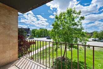 Interior Photo - Gopher Commons 1701