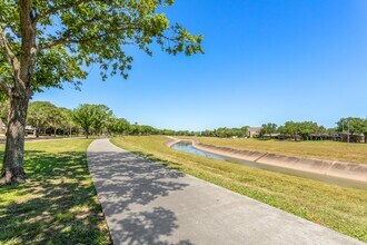 Building Photo - 3601 Murworth Dr