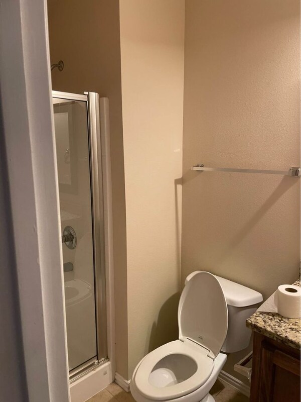 Building Photo - 1211 Salma Jameel Ct