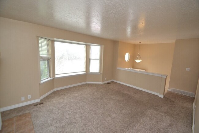 Building Photo - 4935 Barton Park Dr
