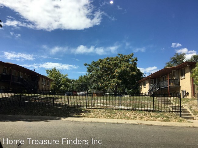 Foto del edificio - 10861 E 16th Ave