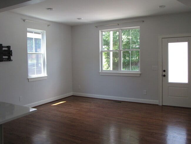 Building Photo - 303B Truce Street, Durham NC  27703