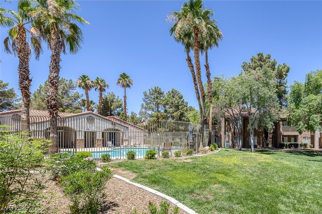 Building Photo - 2100 Jetty Rock Dr