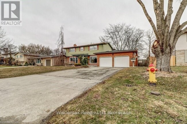 Building Photo - 33 Adelene Crescent