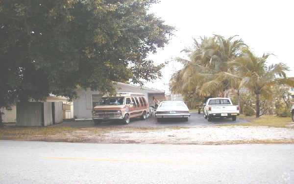 Building Photo - 2020 Miami Rd