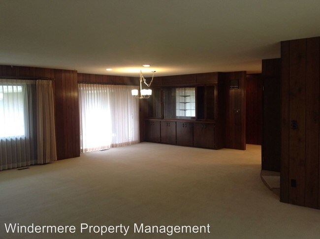 Foto del edificio - 1259 Country Club Rd