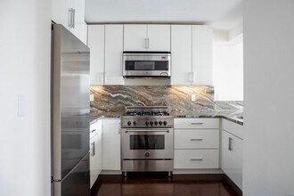 Building Photo - 151 Tremont St