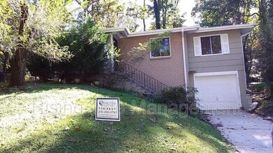 Building Photo - 700 Biscayne Dr