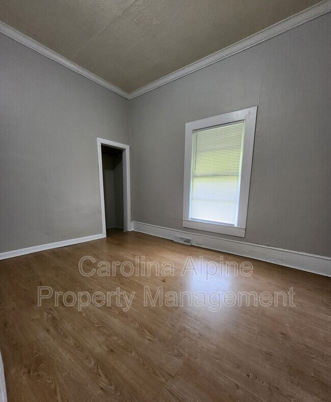 Foto del edificio - 220 Walker St