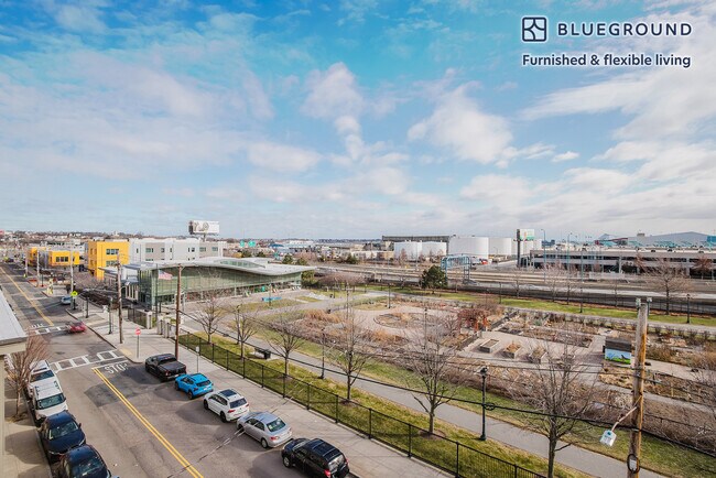 Foto del edificio - 340 Bremen St