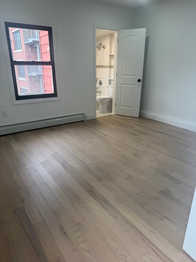 Photo - 125 Ainslie St (Brooklyn, NY) Apartment