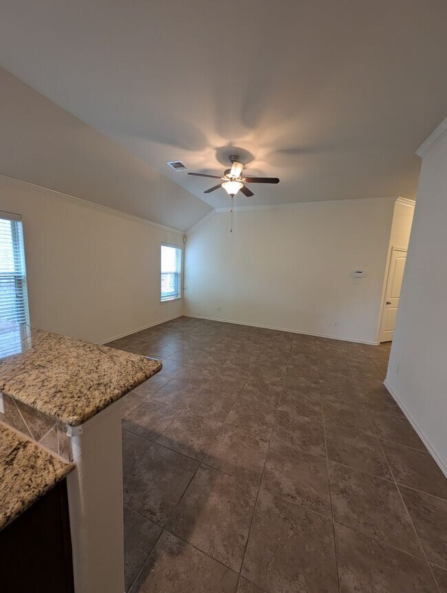 Foto del edificio - 3BR w/ Solar Near Villages of Northpointe West