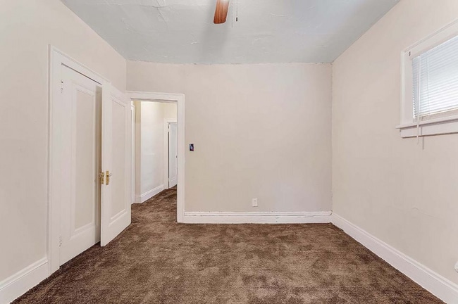 Building Photo - 3608 E 147th St