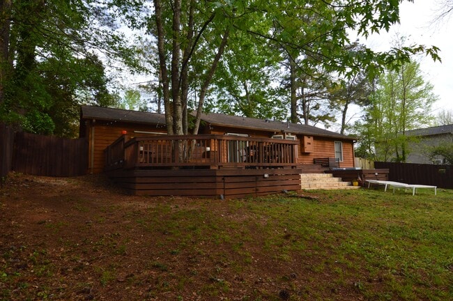 Building Photo - 522 Sheppard Rd