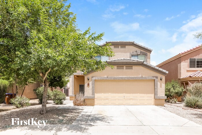 Primary Photo - 3160 W Carlos Ln
