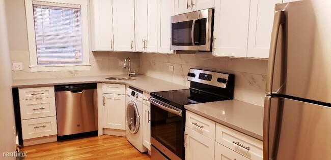 Building Photo - 4524 N Malden St