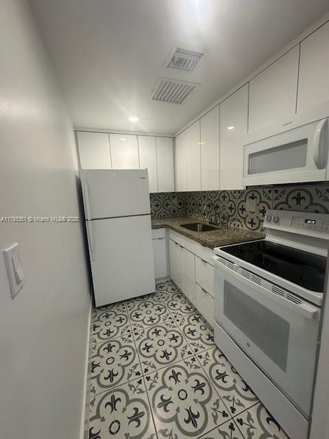 Foto del edificio - 18447 NE 1st Ave