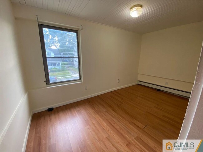 Foto del edificio - 372 Harold St