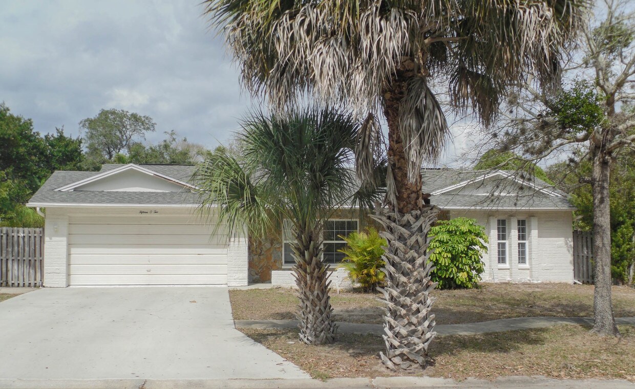 Primary Photo - 1502 Garden Ave